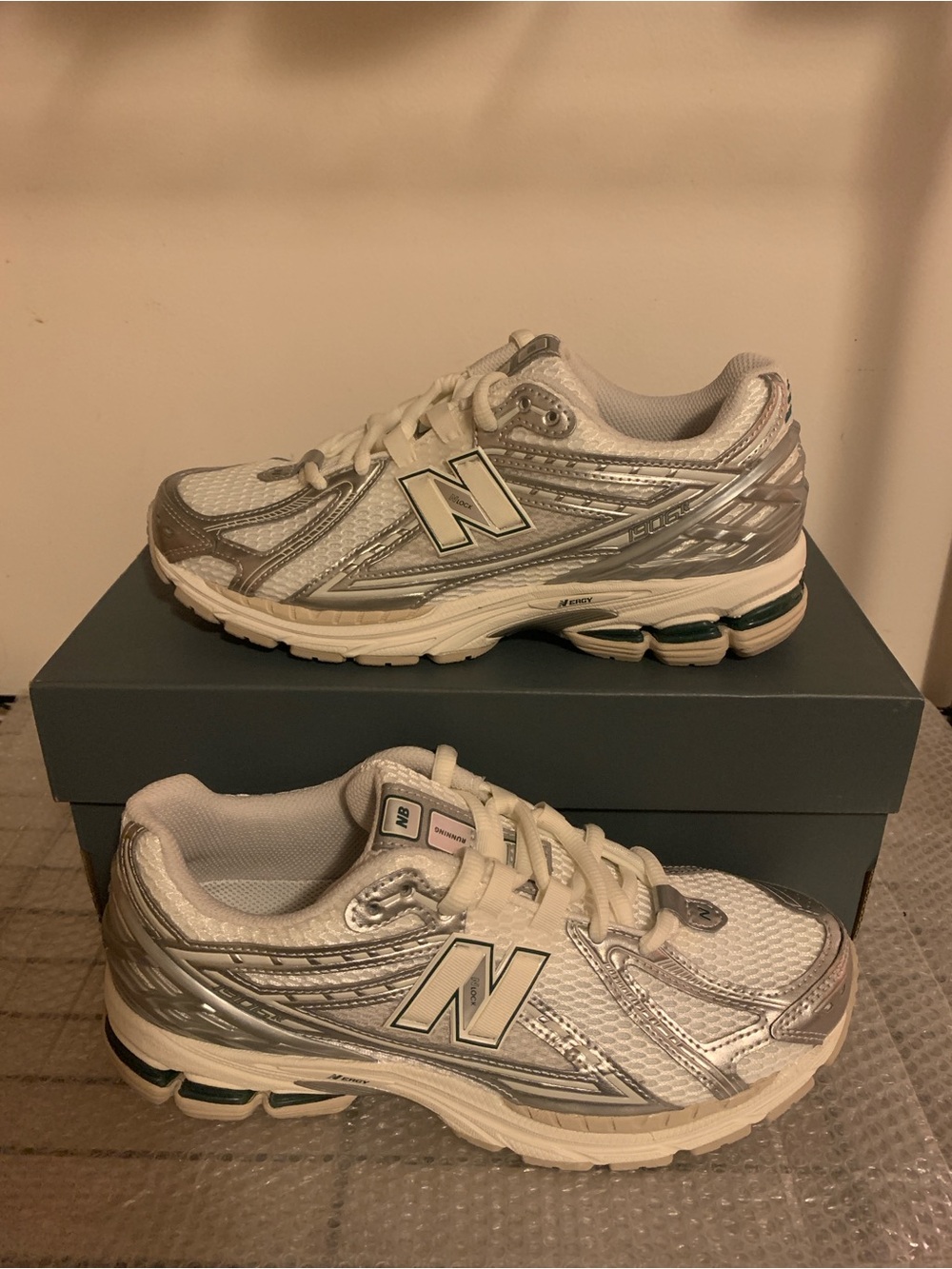 New Balance 1906R Silver Metallic Cream M1906REE - Men’s Size 8.5